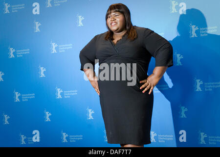 US-Schauspielerin Gabourey Sidibe stellt beim Photocall zum Film "Yelling To The Sky" während der 61. Internationalen Filmfestspiele Berlin in Berlin, Deutschland, 12. Februar 2011. Der Film läuft im Wettbewerb der internationalen Filmfestspiele. Die 61. Berlinale findet vom 10. bis 20. Februar 2011. Foto: Michael Kappeler dpa Stockfoto