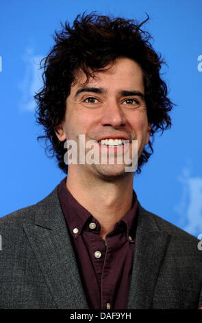 US-Schauspieler Hamish Linklater stellt beim Photocall zum Film "The Future" während der 61. Internationalen Filmfestspiele Berlin in Berlin, Deutschland, 15. Februar 2011. Der Film wird im Wettbewerb des internationalen Filmfestivals gezeigt. Die 61. Berlinale findet vom 10. bis 20. Februar 2011. Foto: Tim Brakemeier Stockfoto