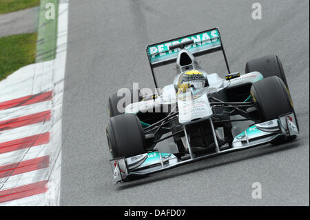 Deutsche Formel 1 pilot Nico Rosberg Team Mercedes Grand Prix in Aktion während des offiziellen Tests verlaufen entlang der Rennstrecke "Circuit de Catalunya" in Montmelo in der Nähe von Barcelona, Spanien, 19. Februar 2011. Foto: David Ebener Stockfoto