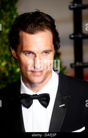 US-Schauspieler Matthew McConaughey kommt für die Vanity Fair Academy Awards Party im Sunset Tower in Los Angeles, USA, 27. Februar 2011. Foto: Hubert Boesl Stockfoto