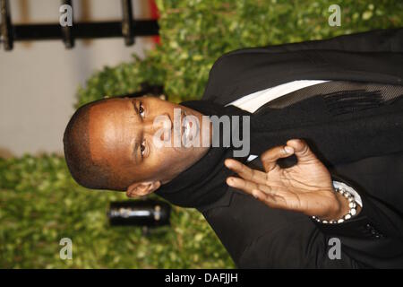 US-Schauspieler Jamie Foxx kommt bei der Vanity Fair Oscar Party im Sunset Tower in West Hollywood, Los Angeles, USA, am 27. Februar 2011. Foto: Hubert Boesl Stockfoto