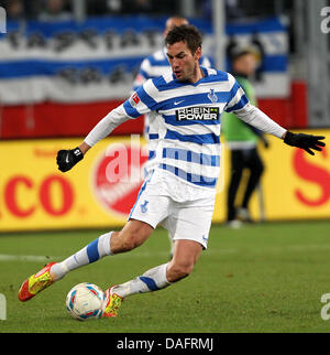 Fußball-2. Bundesliga, 18. Spieltag, MSV Duisburg - Karlsruher SC am Freitag (09.12..2011) in der Schauinsland-Arena in Duisburg. Der Duisburger Goran Sukalo.   Foto: Roland Weihrauch Dpa/lnw Stockfoto