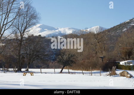 Chambon-Sees, Sancy Bergen am Rücken, Parc Naturel Regional des Vulkane d ' Auvergne Stockfoto