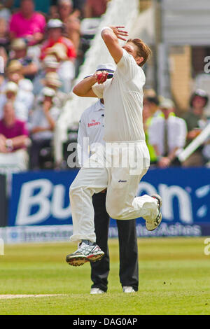 Nottingham, UK. 12. Juli 2013. Australiens Shane Watson tagsüber Spiel drei der ersten Investec Asche Test bei Trent Bridge Cricket Ground am 12. Juli 2013 in Nottingham, England. Bildnachweis: Mitchell Gunn/ESPA/Alamy Live-Nachrichten Stockfoto