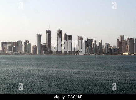 Die Skyline von Doha, Qatar, 9. März 2011. Die niederländischen Royals, Königin Beatrix, Kronprinz Willem-Alexander und Prinzessin Maxima sind auf einen zweitägigen Staatsbesuch nach Katar. Foto: Albert Nieboer Niederlande Stockfoto