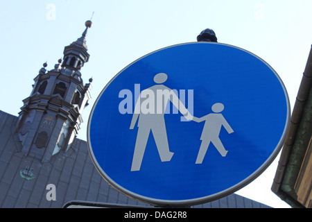 Pedstrian unterzeichnen und Fahrrad Schild Stockfoto