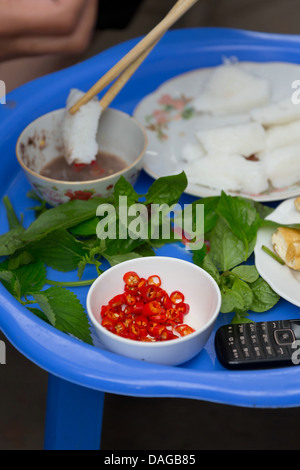 Typische vietnamesische Küche in Hanoi, Vietnam Stockfoto