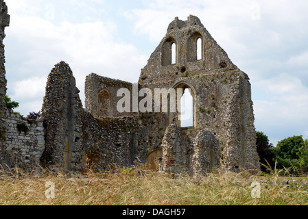 Der nördliche Abschnitt der Ruine des Gästehauses, Skelettteile Priory, West Sussex, UK Stockfoto