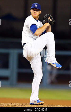 Los Angeles, Kalifornien, USA. 12. Juli 2013. 12. Juli 2013 Los Angeles, Kalifornien: Los Angeles Dodgers Entlastung Krug J.P Howell (56) Stellplätze während der Major League Baseball Spiel zwischen den Colorado Rockies und die Los Angeles Dodgers im Dodger Stadium am 12. Juli 2013 in Los Angeles, Kalifornien. Rob Carmell/CSM/Alamy Live-Nachrichten Stockfoto