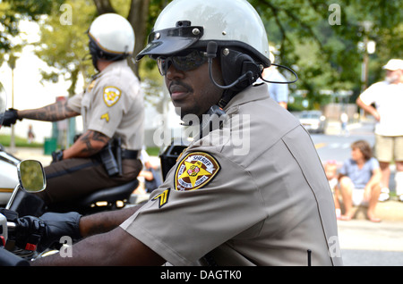 Deputy Sheriff auf einem Motorrad Stockfoto