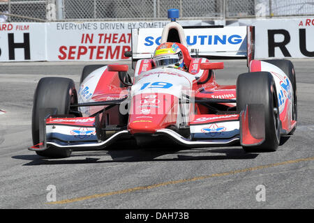 Toronto, Ontario, Kanada. 13. Juli 2013. Toronto, Ontario, Kanada, 13. Juli 2013. Justin Wilson (19) in Aktion während der Honda Indy Toronto an Exhibition Place, Toronto am 13. Juli. Gerry Angus/CSM/Alamy Live-Nachrichten Stockfoto