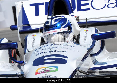 Toronto, Ontario, Kanada. 13. Juli 2013. Toronto, Ontario, Kanada, 13. Juli 2013. Sebastian Saavedra (6) in Aktion während der Honda Indy Toronto an Exhibition Place, Toronto am 13. Juli. Gerry Angus/CSM/Alamy Live-Nachrichten Stockfoto