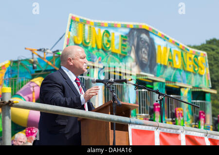 Bob Crow, Generalsekretär der RMT-Union, einer der Gastredner an der Durham Miner Gala, 2013 Stockfoto