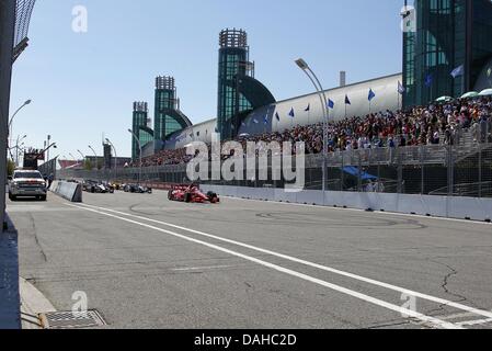 13. Juli 2013 Ziel - Toronto, Ontario, Kanada - IZOD Indycar Series, Honda-Grand Prix von Toronto, Toronto, ON, Kanada, Juli 12-14 2013, Start des Rennens, Runde 3, DARIO FRANCHITTI Chip Ganassi Racing. (Kredit-Bild: © Ron Bijlsma/ZUMAPRESS.com) Stockfoto