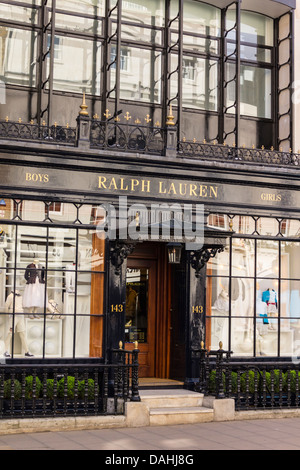 Ralph Lauren Kindermoden Geschäft auf New Bond Street, London, UK Stockfoto