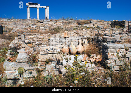 Antike Keramik Wein Amphoren gefunden in den Ruinen auf der Insel Delos, Griechenland Stockfoto