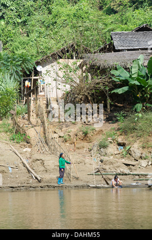 Reisen auf dem Fluss Nang und Ba, See. Vietnam Stockfoto