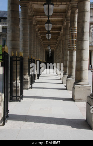 Halle, Paris Hof, in der Nähe von Rue Saint Honore, Paris, Frankreich Stockfoto