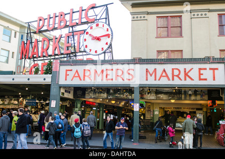 Pikes platzieren Bauernmarkt, Seattle, Washington, USA. Stockfoto