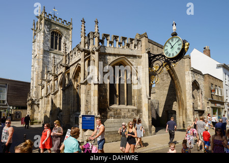 St-Martin-le-Grand Kirche auf Coney Street im Stadtzentrum von York UK Stockfoto