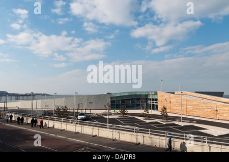 Porth Eirias Wassersportzentrum in Colwyn Bay North Wales Stockfoto