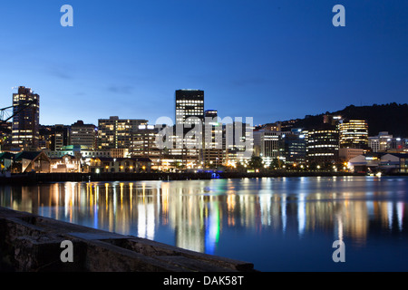 Sonnenuntergang in Wellington City, Neuseeland Stockfoto