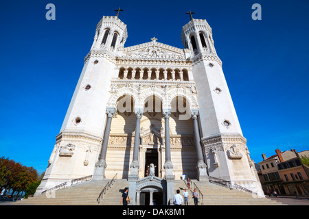 Berühmte Basilika von Notre-Dame de Fourvière in Lyon, Frankreich Stockfoto