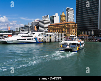 dh Terminal Gebäude Stadt AUCKLAND NEUSEELAND Fähren Fullers Meer flyte Katamaran Fähre Pier Bootsfahrt in der Innenstadt waitemata Hafen Stockfoto