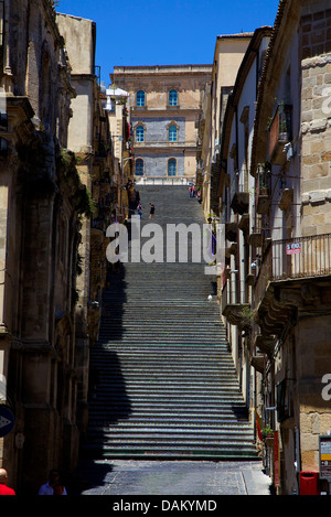 Blick auf die berühmte Scalinata di Santa Maria del Monte, Stadt Caltagirone, Provinz Catania, Sizilien, Sicilia, Italy, Italia Stockfoto