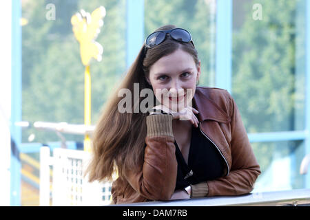 Schauspielerin und Autorin Luci van Org ist abgebildet in Gera, Deutschland, 24. Mai 2011. Luci van Org wurde berühmt in den 1990er Jahren als Sänger der "Lucilectric". Foto: Bodo Schackow Stockfoto