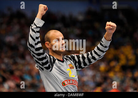 Barcelonas Danijel Saric feiert die Handball Champions League Finale FC Barcelona Borges vs. Renovalia Ciudad Real in der Lanxess Arena in Köln, 29. Mai 2011. Foto: Marius Becker Stockfoto