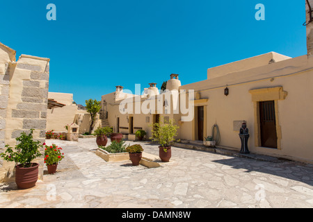 Kloster (Kloster) in Messara Tal auf Kreta in Griechenland. Messara - ist die größte Ebene in Kreta Stockfoto