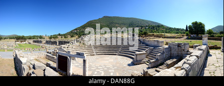 Das Panorama der Ruinen in antiken Messene (Messenien), Peloponnes, Griechenland Stockfoto