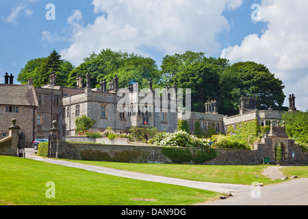 Tissington Hall und Dorf Derbyshire Peak District in Derbyshire, England, GB, UK, EU, Europa Stockfoto