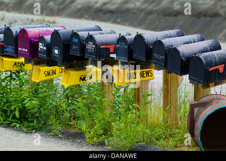 Ländliche Briefkästen, Glen Highway; Highway 1, Alaska, USA Stockfoto