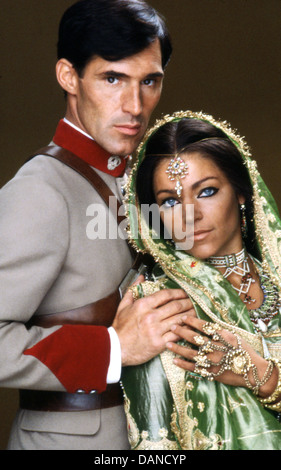 DIE WEIT PAVILLONS (1984) BEN CROSS, AMY IRVING, PETER DUFFELL (DIR) TFRP 004 MOVIESTORE COLLECTION LTD. Stockfoto