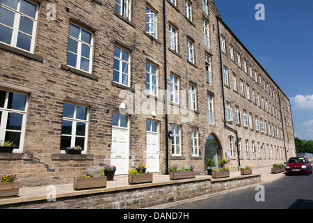 Hafer Royd Mill, jetzt umgewandelt in Wohnungen, Luddenden, West Yorkshire, Großbritannien Stockfoto