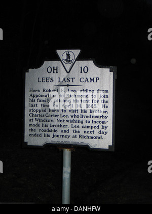 Lees letzte CAMP hier Robert E. Lee, Reiten von Appomattox nach Richmond an seine Familie, sein Zelt aufgeschlagen zum letzten Mal am 14. April 1865. Er hielt hier um seinen Bruder, Charles Carter Lee, besuchen, in der Nähe Windsor lebte. Wollen nicht seinem Bruder incommode, Lee lagerte am Straßenrand und am nächste Tag endete seine Reise in Richmond. Abteilung für historische Ressourcen, 1991. Stockfoto