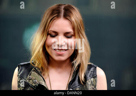 Toronto, Kanada. 16. Juli 2013. Holly Brook Hafermann, professionell als Skylar Grey, Auftritte auf CTV viel Musik bekannt NEW. MUSIK. LIVE TV-show zur Förderung ihres Albums nicht HINUNTERSCHAUEN. Bildnachweis: EXImages/Alamy Live-Nachrichten Stockfoto