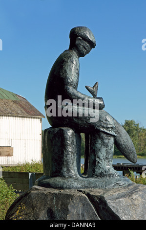 Schwarz Bronze Japanische Fischer's Memorial Statue in der Britannia Erbe Werft, Steveston, Richmond, British Columbia, Kanada Stockfoto