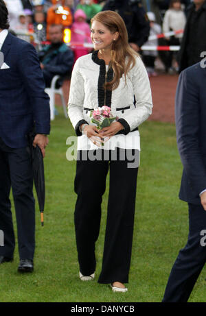 Prinzessin Madeleine besucht gefeiert der schwedischen Kronprinzessin Victoria 34. Geburtstag in der Sportarena in Borgholm, Schweden, 14. Juli 2011. Foto: Albert Nieboer/RoyalPress / Niederlande, Stockfoto