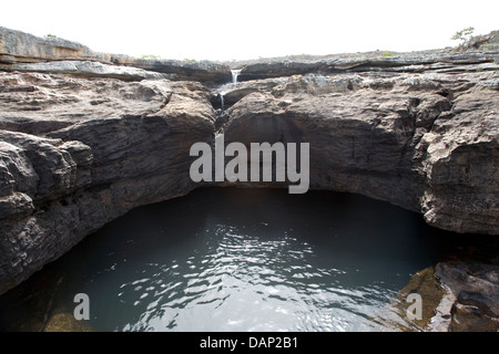 Die unberührte Mkambati Fluss im Mkambati Nature Reserve. Mkambati ist eine einsame Naturschutzgebiet entlang der Eastern Cape Wild Coast. Stockfoto