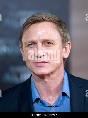 Der britische Schauspieler Daniel Craig kommt für die Deutschlandpremiere von "Cowboys & Aliens" in Berlin, Deutschland, 8. August 2011. Der Film verbindet die Genres Science Fiction und Western und wird in Deutschland am 25. August 2011 ausgestrahlt. Foto: Jörg Carstensen Stockfoto