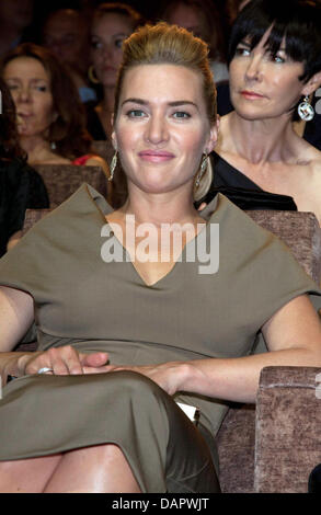 1. September 2011 kommt - Venedig, Kalifornien, Italien - Schauspielerin Kate Winslet bei der Premiere von "Carnage" bei den 68. Internationalen Filmfestspielen von Venedig Mostra Internazionale d ' Arte Cinematografica la Biennenale di Venezia im Palazzo del Cinema in Venedig, am 1. September 2011. (Credit: © Globe-ZUMA Stockfoto