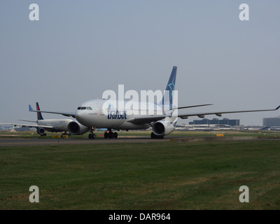 C-GTSN Air Transat Airbus A330-243 - Cn 369 2 Stockfoto