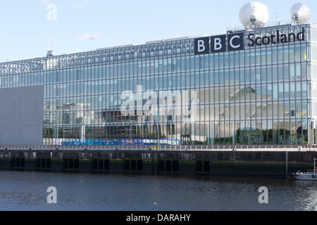 Die SSE Hydro und Clyde Auditorium wider im Hauptquartier BBC Schottland, Glasgow. Stockfoto