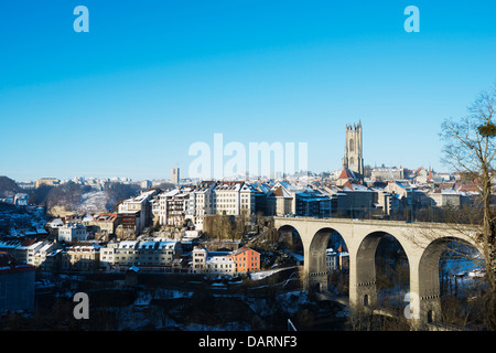 Europa, Schweiz, Freiburg, 13. Jahrhundert gotische Kirche, die St. Nicolas Cathedral Stockfoto