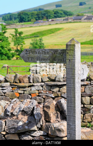 Pennine Way Wegweiser Hawes Yorkshire Dales National Park England UK Stockfoto