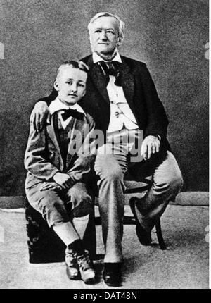 Wagner, Richard, 22.5.1313 - 13.2.1883, deutscher Musiker (Komponist), voller Länge, mit seinem Sohn Siegfried, Foto von Biondi, Neapel, 1880, Stockfoto