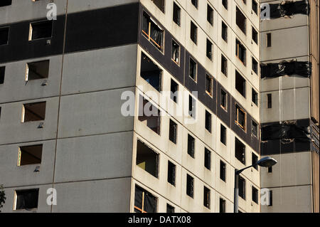 Hochhäuser an Sandiefield Road, Gorbals, Glasgow, für den Abriss vorbereitet. Stockfoto